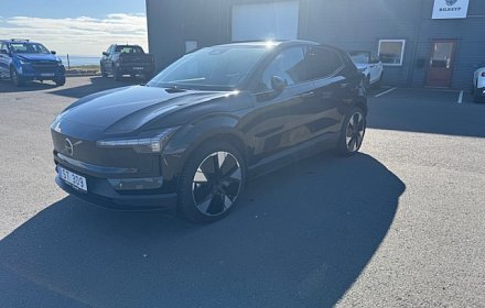 Volvo EX30  Twin Motor Performance