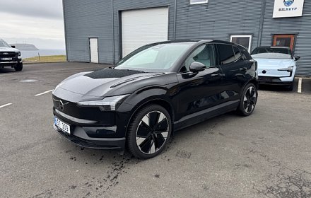 Volvo EX30  Twin Motor Performance