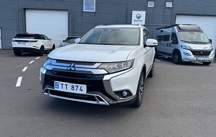 Mitshubitshi Outlander 4WD 7 setur 